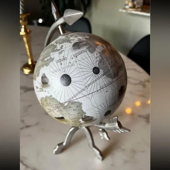 Decorative Silver aged spinning tabletop Globe - Picture 2 of 2